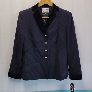 NWT Kasper Classic Women’s Black Velvet Collar/Scuffs Blazer Size 6P